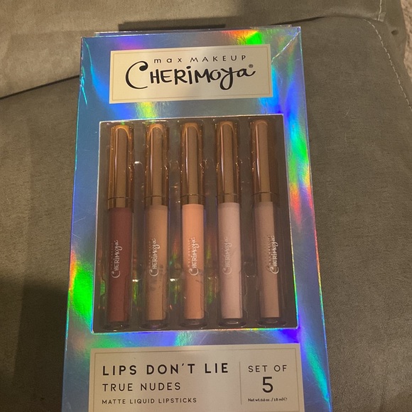 Max makeup matte liquid lipstick collection set of 5 - Picture 2 of 4